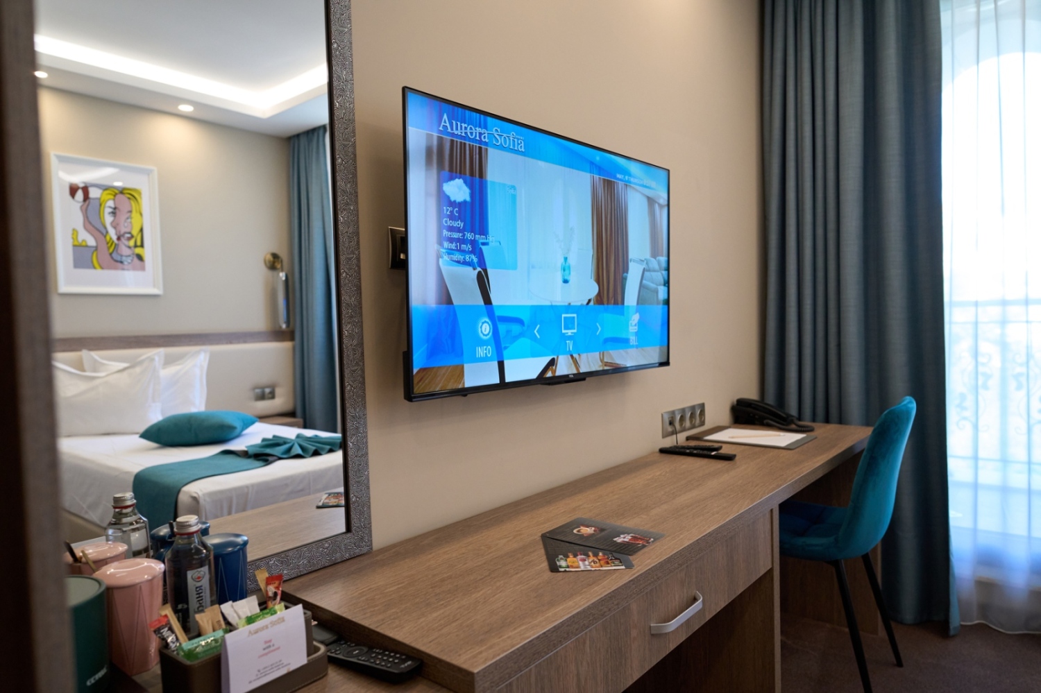 Deluxe KING room with balcony (18 sq. m)